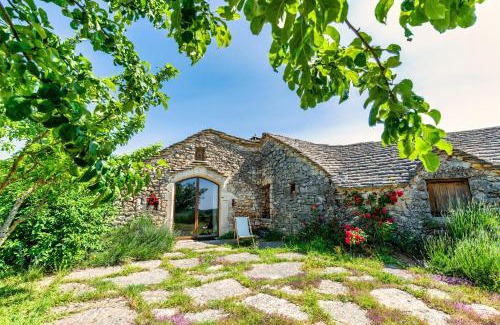 Saint-Pierre-des-Tripiers House | Gite de l'aire a la viale