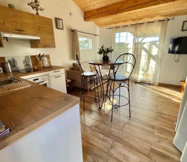 Castelnou House | GITE DE L'AUXINEILL