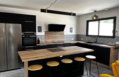 Caromb Villa | GITE DE MONTFORT
