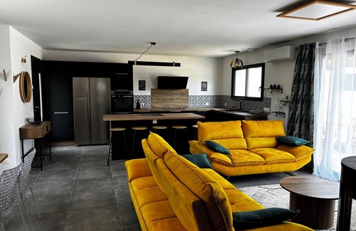 Caromb Villa | GITE DE MONTFORT