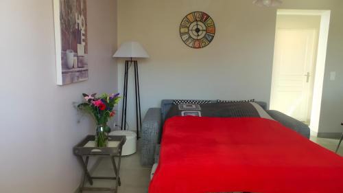 Condorcet House | Gite Du Bas - Le Petit Tilleul