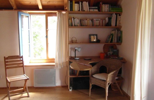 Vaour House | Gite for 2 - bright, natural, quiet and comfortable