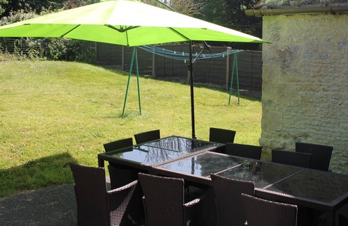 Fresne-la-Mere House | Gîte Fournil for 9 to 11 people close to the Suisse Normande!