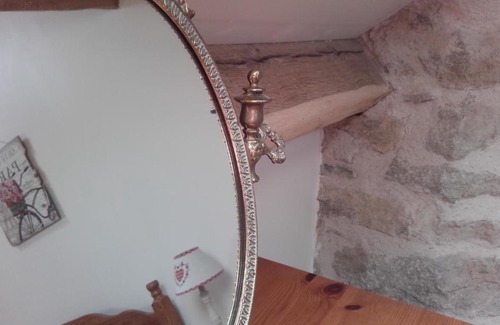 Saint-Priest-la-Plaine House | Gite L’hirondelle