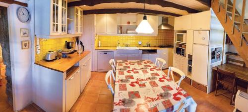 La Begude-de-Mazenc Apartment | GITE LA FREYDIERE