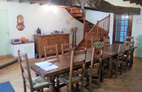 Neuil Apartment | GITE LES HAUTES MOUGONNIERES