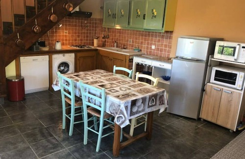 Mornans House | Gite les Violettes 6 people 2 bedrooms