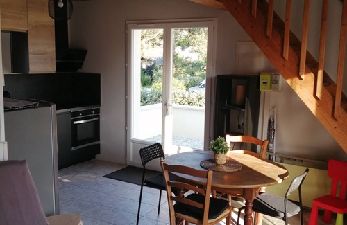 Surtainville House | Gîte located 150 metres from the beach
