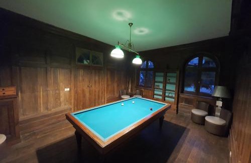 Vernou-sur-Brenne House | GITE LONGERE DE 15 PERSONNES AU CHATEAU DE JALLANGES VOUVRAY