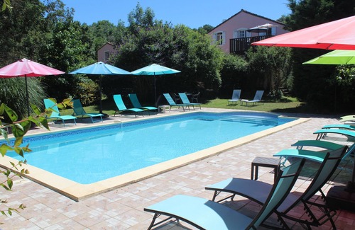 Saverdun Apartment | Gite Lumiere- charming gite with view over the fields