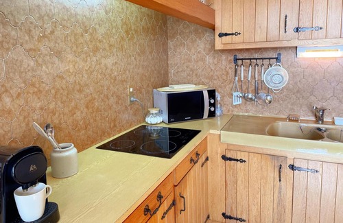 Bourre Cottage | Gite Montrichard, 2 bedrooms, 4 persons