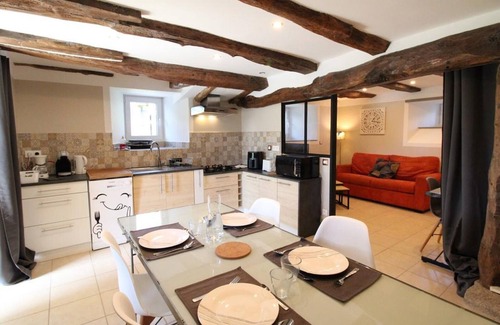 Saint-Etienne-de-Maurs Cottage | Gite Saint-Étienne-de-Maurs, 1 bedroom, 4 persons