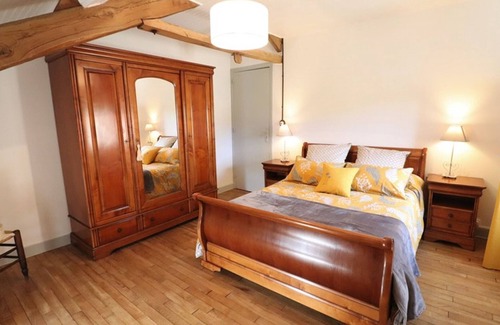 Saint-Saury Cottage | Gite Saint-Saury, 3 bedrooms, 5 persons