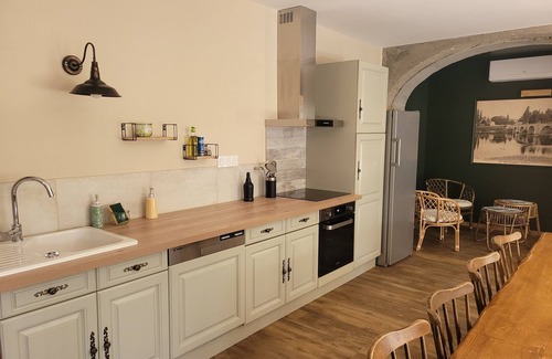 Orchamps Cottage | Gite Sejour Tout Confort 10 Personnes Jura Proche Dole EV6