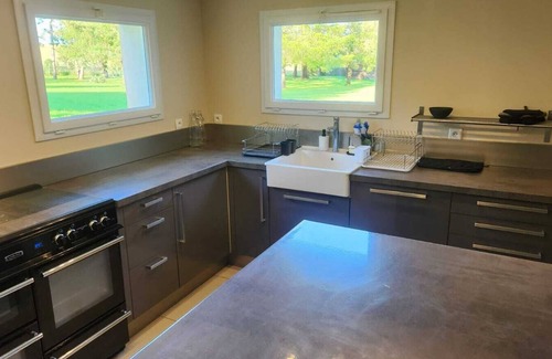 Saint-Medard House | 🌳 Gite sleeps 6 very comfortably🌳