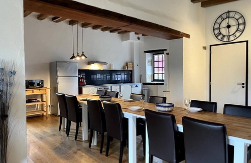 Souvigny Cottage | Gite Souvigny, 6 bedrooms, 12 persons