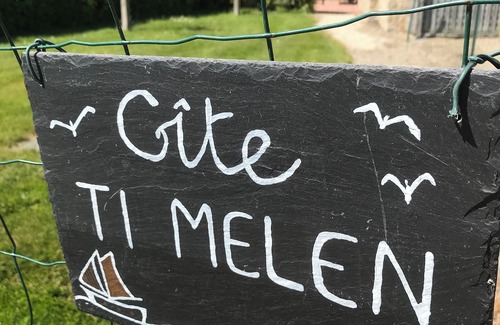 La Fresnais Cottage | Gîte TI MELEN in old farmhouse, bay of Mont-St-Michel