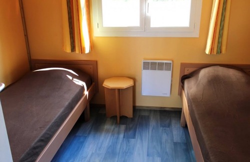 Treignat Cottage | Gite Treignat, 2 bedrooms, 4 persons