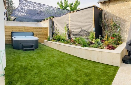 Lestiou House | Gîte with private pool and spa, sleeps 8 from1/04/24