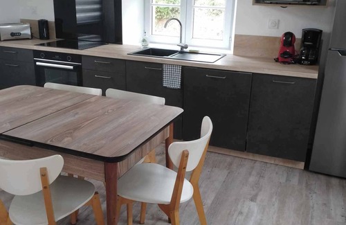 Saint-Guen House | GITES GARDE DE BARRIERE (HOUSE)