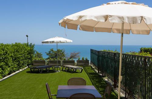 Marina di Vasto House | Giuvra Garden House