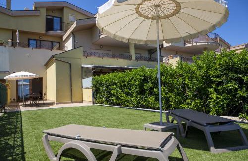 Marina di Vasto House | Giuvra Garden House