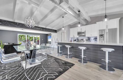 Riverland Village Villa | Givenchy Villa in Fort Laudable