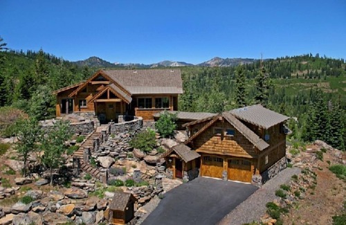 Truckee House | Glacier Luxury Lodge 360 Views
