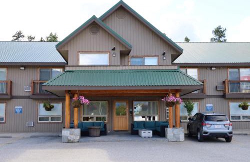 Blue River Cabin | Glacier Mountain Lodge