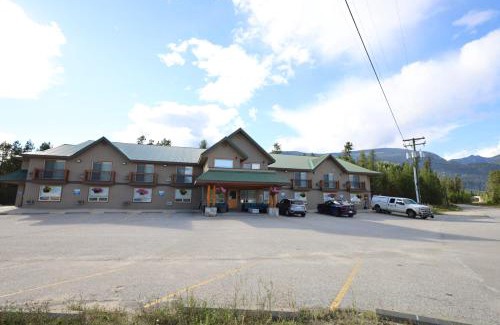 Blue River Cabin | Glacier Mountain Lodge
