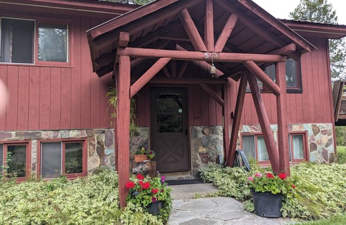 Columbia Falls House | Glacier View Vacations