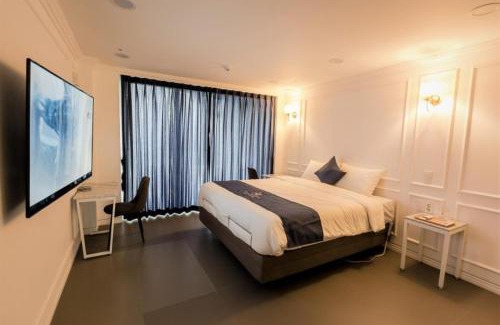 Gangjeong-dong Hotel | Gladsheim Hotel