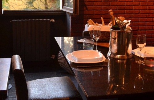 Acquabella Apartment | Glam Apartement in Milan