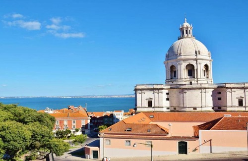 Alfama Apartment | GLAMOROUS and CENTRAL ALFAMA RIVERVIEW
