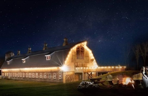 St Croix Falls RV Rental | Glamp Tent at Historic estate Big Rock Creek