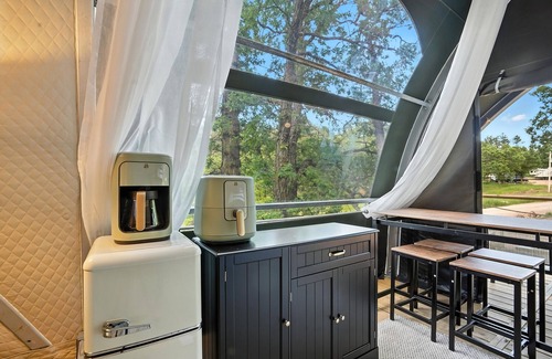 Hermosa Cabin | Glamping in Nature Near Mt. Rushmore