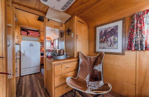 Spicewood House | Glamping in Spicewood TX Hill Country~ The Spartan at Green Acres