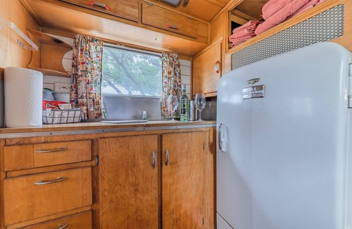 Spicewood House | Glamping in Spicewood TX Hill Country~ The Spartan at Green Acres