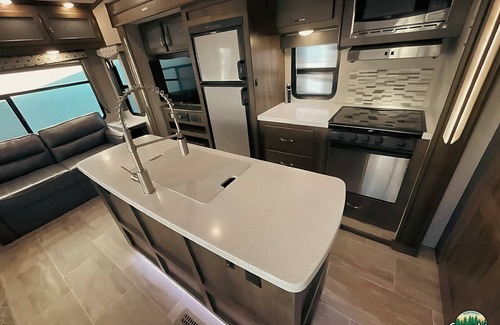 Kenora House | Glamping Site #10 - Spruce Lake Resort