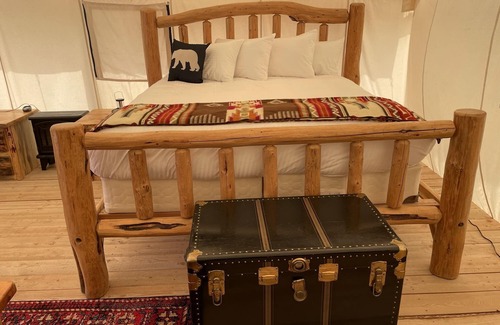 Pray RV Rental | Glamping tent in Paradise Valley only 27 miles from Yellowstone National Park