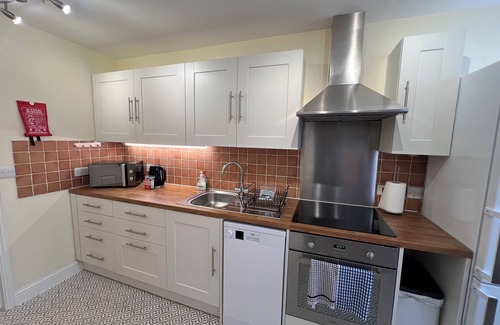 Glastonbury Apartment | Glastonbury High Street Sanctuary- 2 Bedroom, Sleeps 4