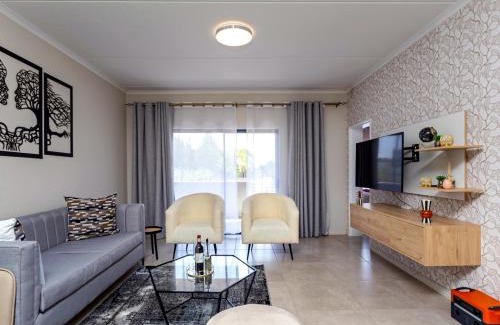 Greater Johannesburg Metropolitan Area Apartment | Glen Haven