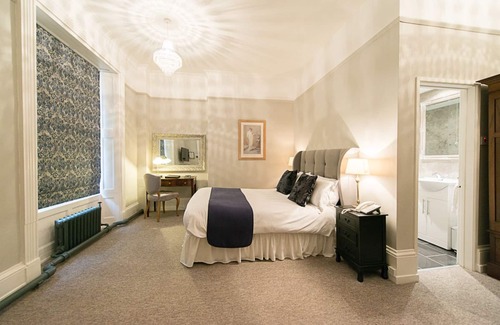 Pencraig Hotel | Glewstone Court Country House Hotel