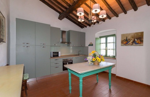 Suvereto Apartment | Glicine Della Vivaldina, Suvereto
