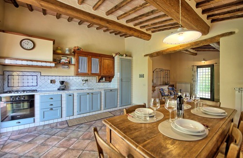 Tavarnelle Val di Pesa Apartment | Glicini 2 - Apartment with swimming pool