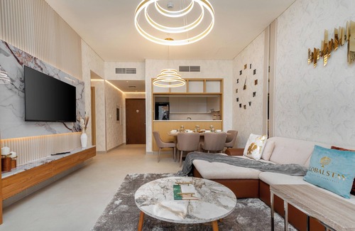 Dubai Apartment | GLOBALSTAY. Creek Rise Tower 1 Elegant Apartment