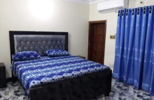 Multan House | Glorious Guest House & Hotel