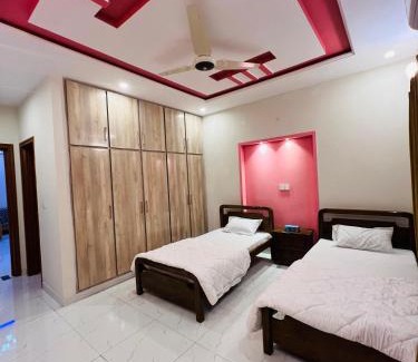 Fatehjang House | Glorious Guesthouse