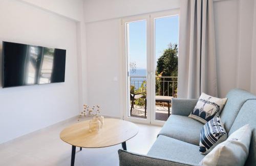 Karpenisi Apartment | Glyfa Beach Haven by CorfuEscapes