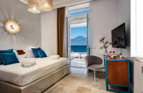 Vico Equense Villa | GOCCE VILLAS - Villa Degli Dei Waterfront Villa